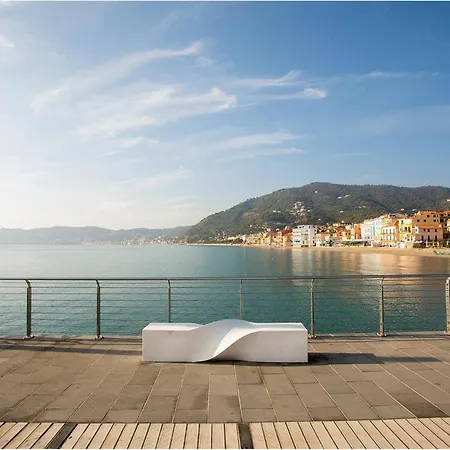 Vakantiehuis 1 Bedroom Amazing In